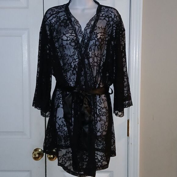Lovehoney lingerie flaunt me floral lace robe Plus Size  1X  NWT - Picture 1 of 9